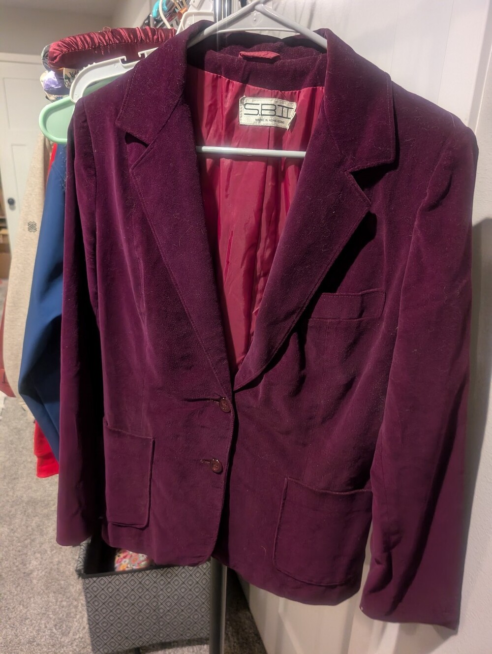 Women's Velvet Blazer Jacket in Deep Plum